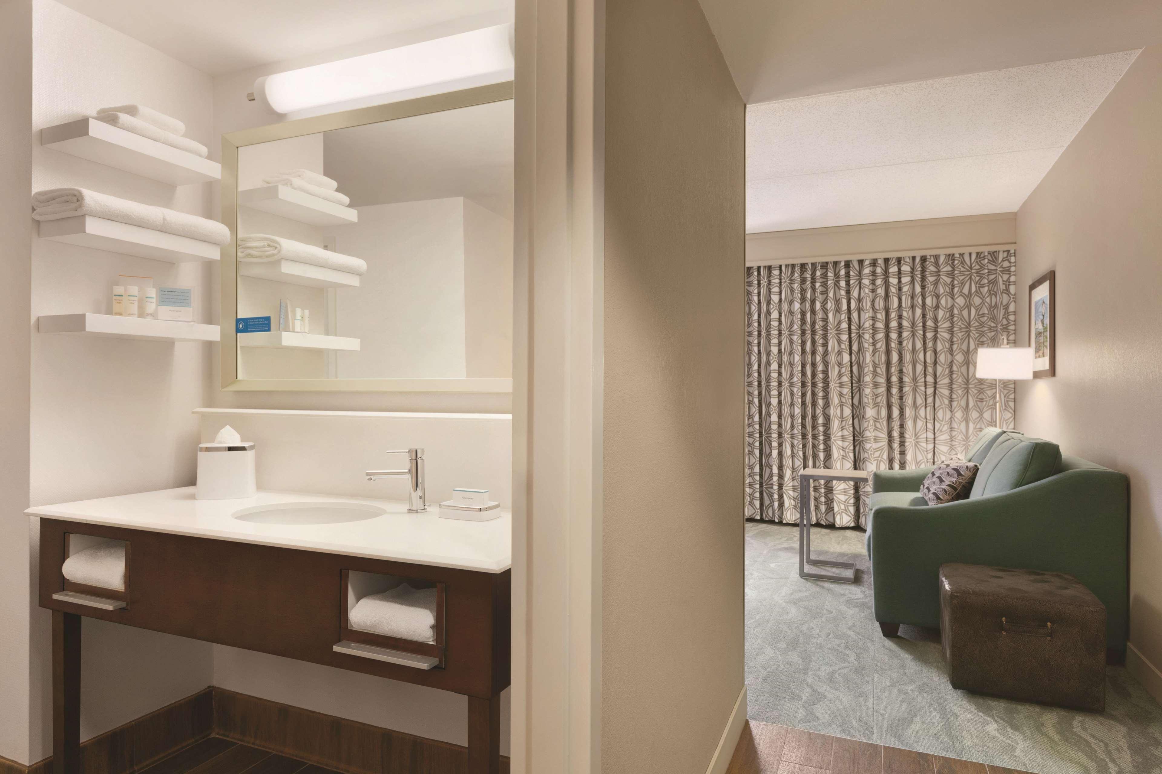Hampton Inn Richmond/Ашленд Экстерьер фото